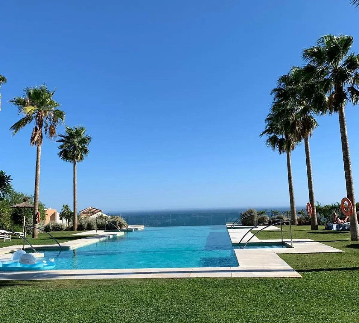 Homestay Alojamiento De Lujo En Villa Benalmadena Spain