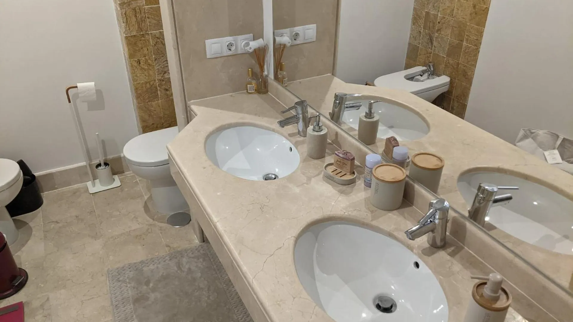 Homestay Alojamiento De Lujo En Villa Benalmadena Spain